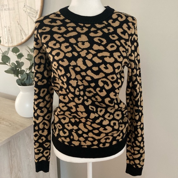POPSUGAR Sweaters - POPSUGAR Animal Print Crewneck Sweater